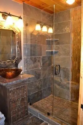 Ev (Fox Run Lodge - Pet friendly)