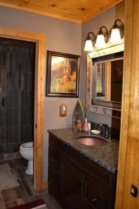 Ev (Fox Run Lodge - Pet friendly)