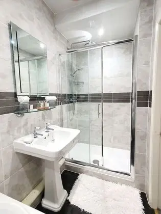 Superior İki Ayrı Yataklı Oda, Banyolu/Duşlu, Bahçe Manzaralı (FRONT ROOM)