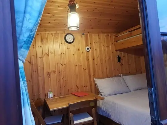 Kır Evi, 1 Büyük (Queen) Boy Yatak