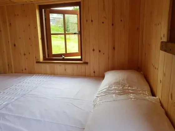 Kır Evi, 1 Büyük (Queen) Boy Yatak
