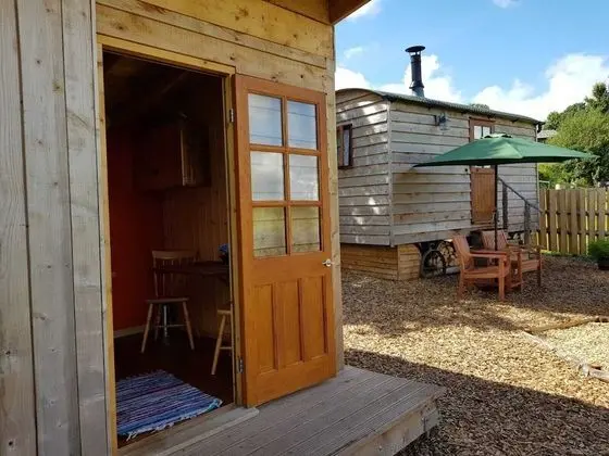 Kır Evi, 1 Büyük (Queen) Boy Yatak