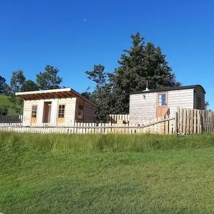 Kır Evi, 1 Büyük (Queen) Boy Yatak