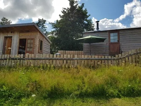Kır Evi, 1 Büyük (Queen) Boy Yatak