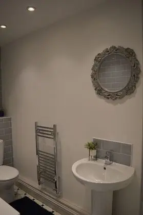 Ev, Özel Banyo (FOXHILL COTTAGE)
