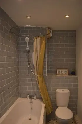 Ev, Özel Banyo (FOXHILL COTTAGE)