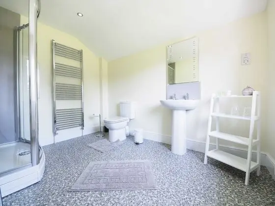 Tek Büyük Yataklı Oda, Banyolu/Duşlu, Bahçe Manzaralı (Superking)