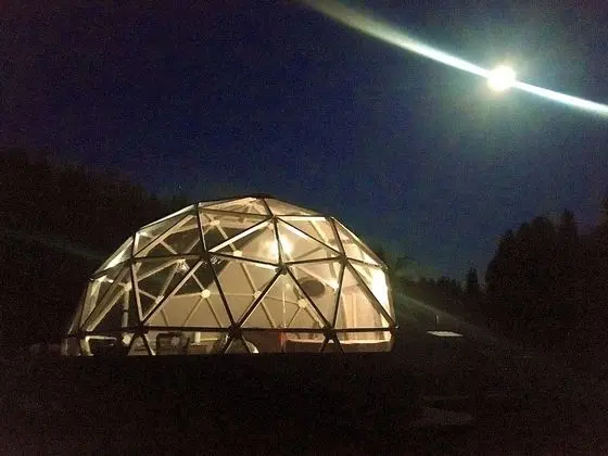 Panoramic Kulübe (Bulle)