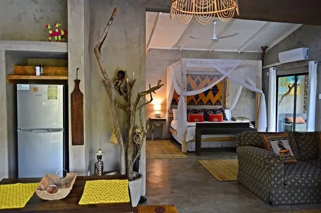 Crocodile Luxury Apartment