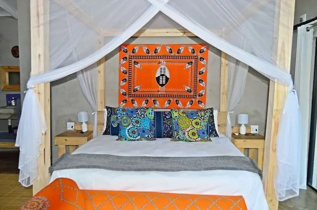 Crocodile Luxury Apartment