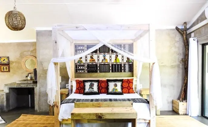 Crocodile Luxury Apartment