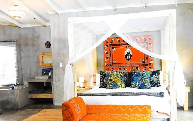 Crocodile Luxury Apartment