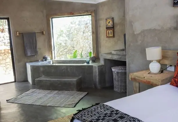 Crocodile Luxury Apartment