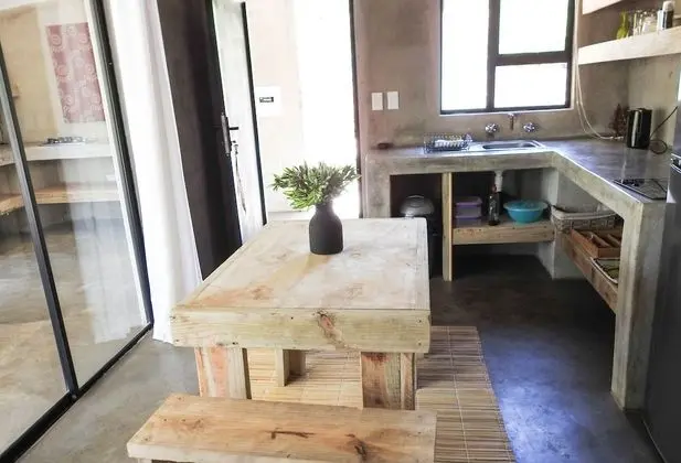 Crocodile Luxury Apartment
