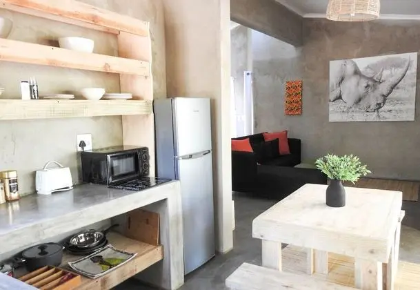 Crocodile Luxury Apartment