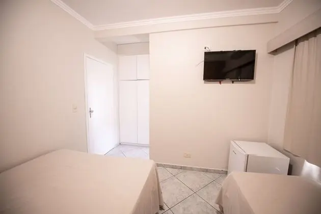 Üç Kişilik Oda