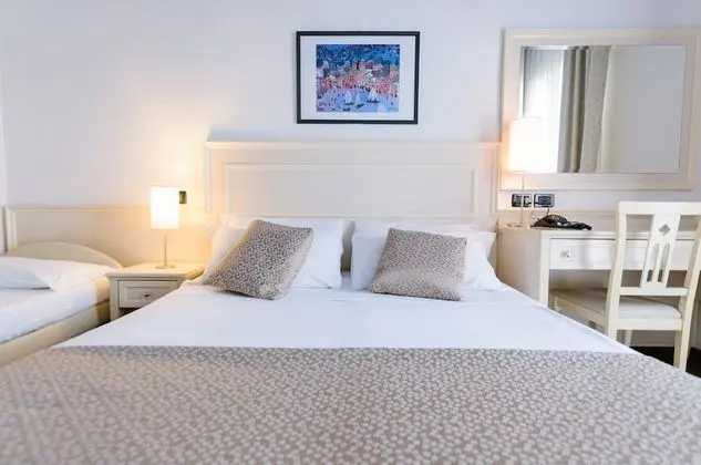 Comfort Dört Kişilik Oda