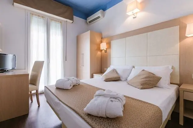 Comfort Tek Büyük Yataklı Oda
