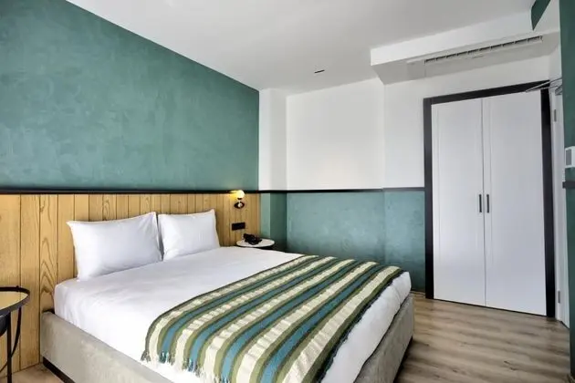 Standart Oda, Şehir Manzaralı
