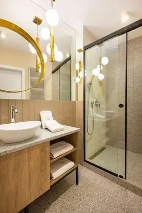 Deluxe Apart Daire, 2 Tek Kişilik Yatak, Özel Banyo, Avlu Manzaralı