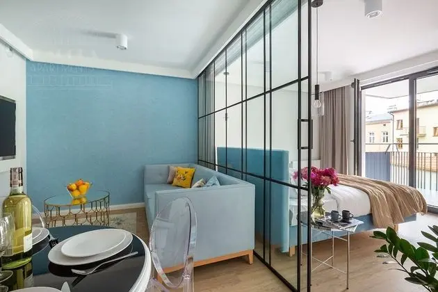 Superior Apart Daire, 2 Yatak Odası, Balkon, Avlu Manzaralı