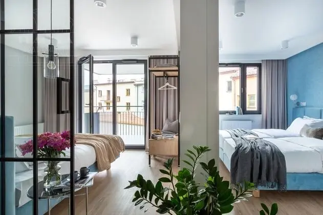 Superior Apart Daire, 2 Yatak Odası, Balkon, Avlu Manzaralı