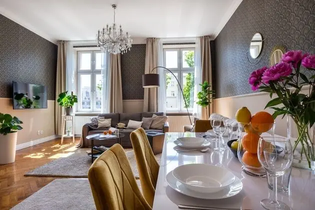 Signature Apart Daire, 2 Yatak Odası, Sigara İçilmez, 2 Banyolu (Spacious, Sarego 28 Street)