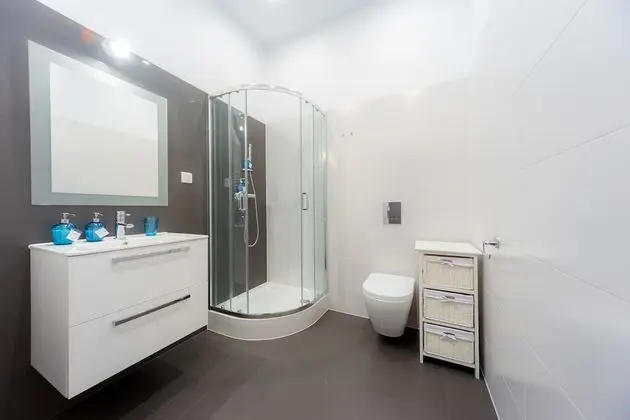 Signature Apart Daire, 2 Yatak Odası, Sigara İçilmez, 2 Banyolu (Spacious, Sarego 28 Street)