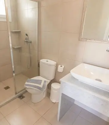 Comfort Tek Büyük Yataklı Oda, Teras, Bahçe Manzaralı