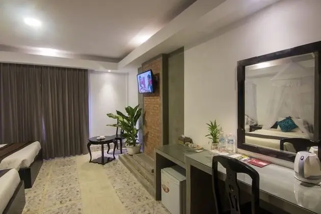 Premium Oda, Havuz Manzaralı