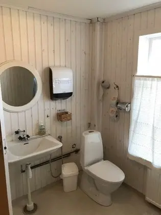 Tek Büyük Yataklı Oda (Shared bathroom)