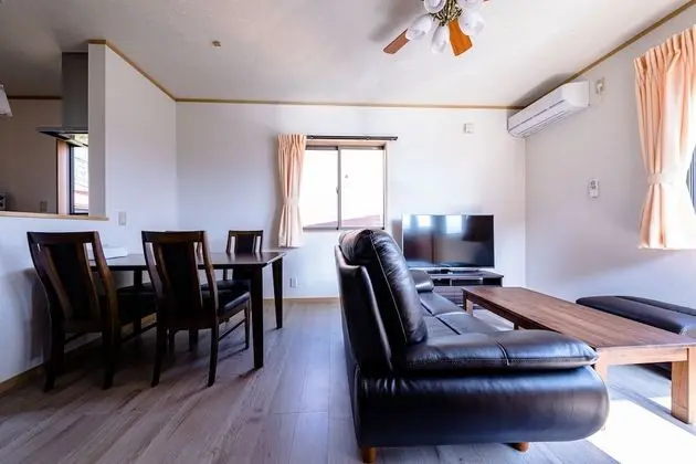 Ev (Private Vacation Home)