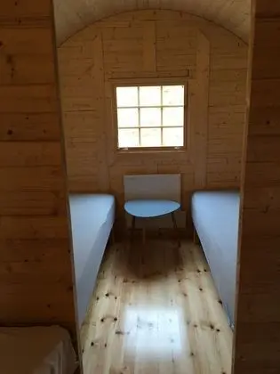 Üç Kişilik Oda, Ortak Banyo