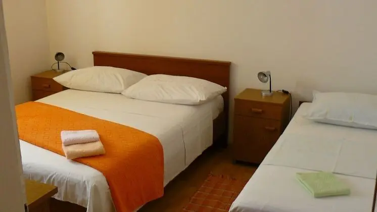 Apart Daire (Fran - only 150m from beach - A1(4+2))