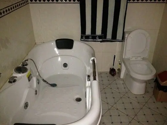 Executive Tek Büyük Yataklı Oda