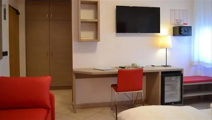 Standard Tek Büyük veya İki Ayrı Yataklı Oda, Balkon