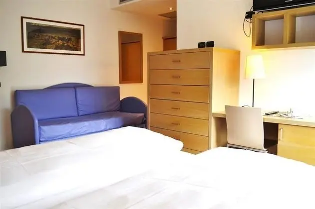 Standard Tek Büyük veya İki Ayrı Yataklı Oda, Balkon