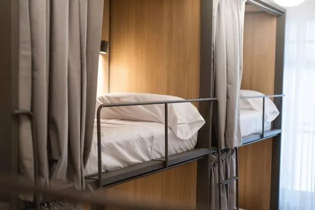 Ortak Ranzalı Oda, Karma Ranzalı Oda, Ortak Banyo