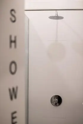 Ortak Ranzalı Oda, Karma Ranzalı Oda, Ortak Banyo
