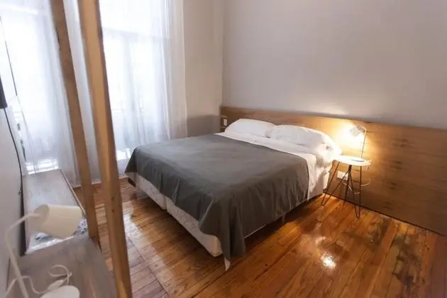 Tek Büyük Yataklı Oda, Ortak Banyo