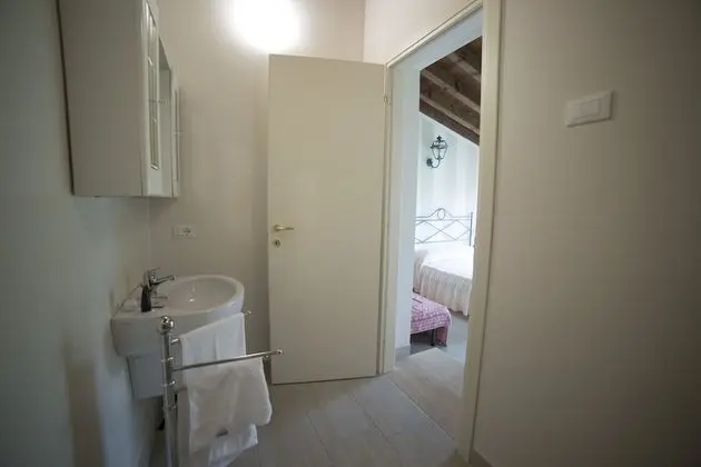 Standard Üç Kişilik Oda, Bahçe Manzaralı