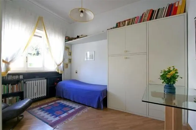 Tek Büyük Yataklı Oda (External Bathroom)