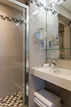Tek Büyük veya İki Ayrı Yataklı Oda