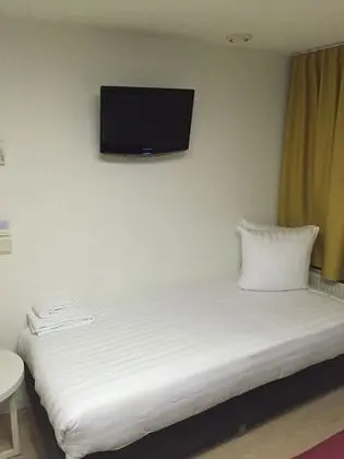 Economy Üç Kişilik Oda (No Windows)