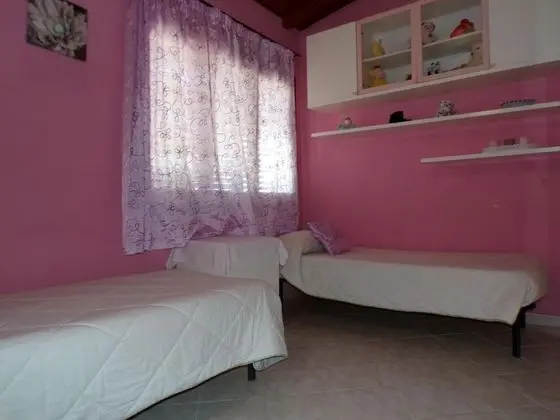 Villa, 4 Yatak Odası, Şömine