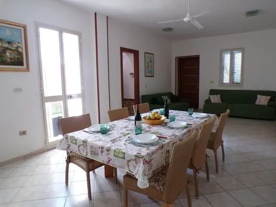 Villa, 4 Yatak Odası, Şömine