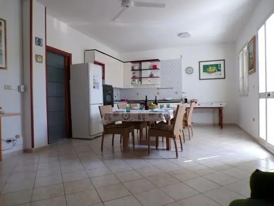 Villa, 4 Yatak Odası, Şömine