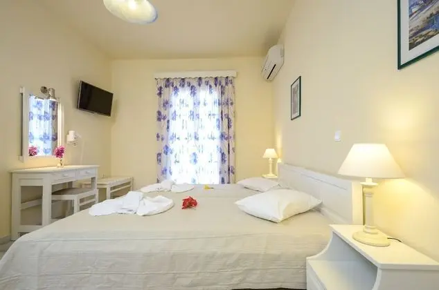 Tek Büyük veya İki Ayrı Yataklı Oda