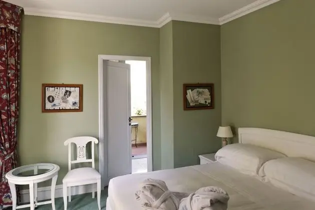 Basic Tek Büyük Yataklı Oda