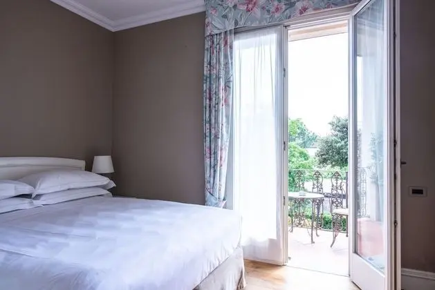 Classic Tek Büyük Yataklı Oda